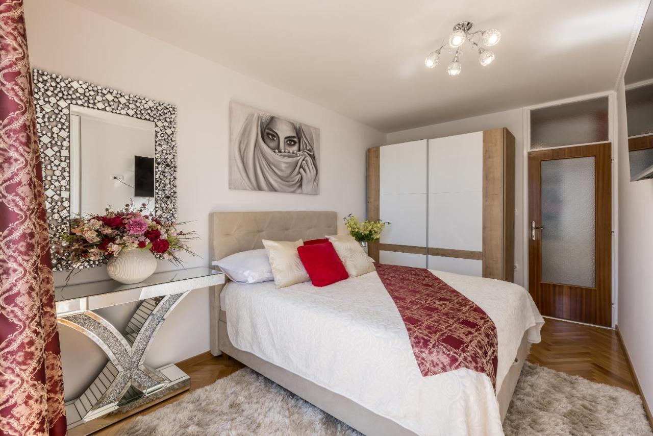 ספליט Apartment Desert Rose מראה חיצוני תמונה
